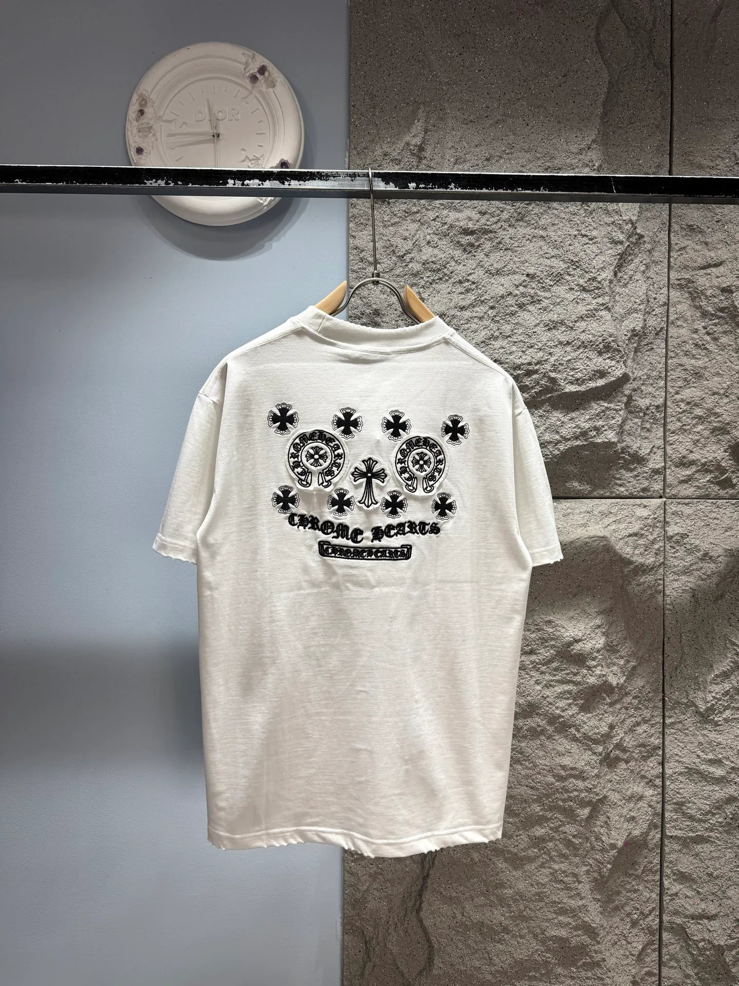 Chrome Hearts* ‼️ T ® 🖤 ! ！ g ， ， T ， ， ， ， + ! ， ， Classic CH ， ⚠️ ： ⚠️EE 26026 Same Style 𝐂𝐎𝐋𝐎𝐔𝐑：White Black 𝐒𝐈𝐙𝐄：S-Xl